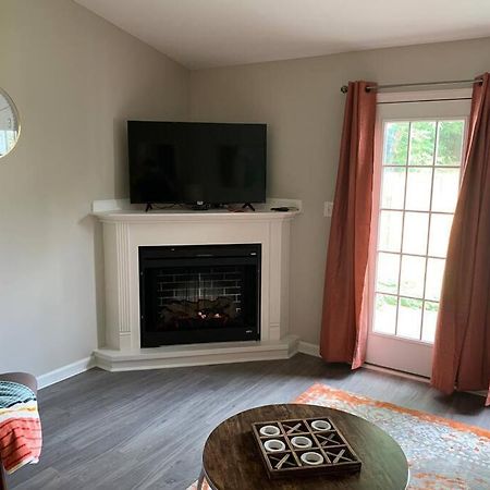 Comfy, Stylish Townhome Near I-20! 奧古斯塔 外观 照片
