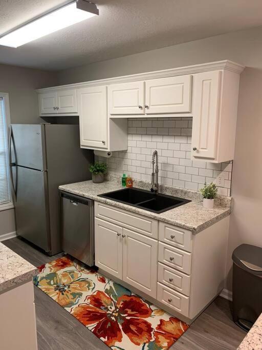 Comfy, Stylish Townhome Near I-20! 奧古斯塔 外观 照片